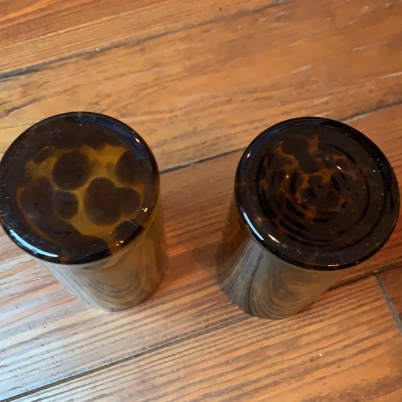 Design Guild pair of vases - Picture 5 of 5